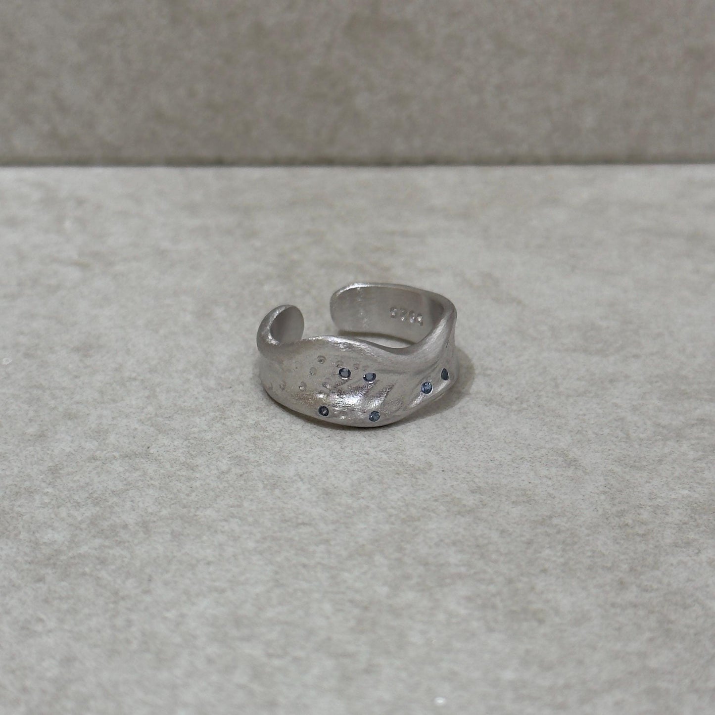925 Sterling Silver Ring Brutalist Ring Blue Ring Gem Zircon Ring Handmade Ring Hammered Ring Adjustable Ring Textured Ring Statement Ring